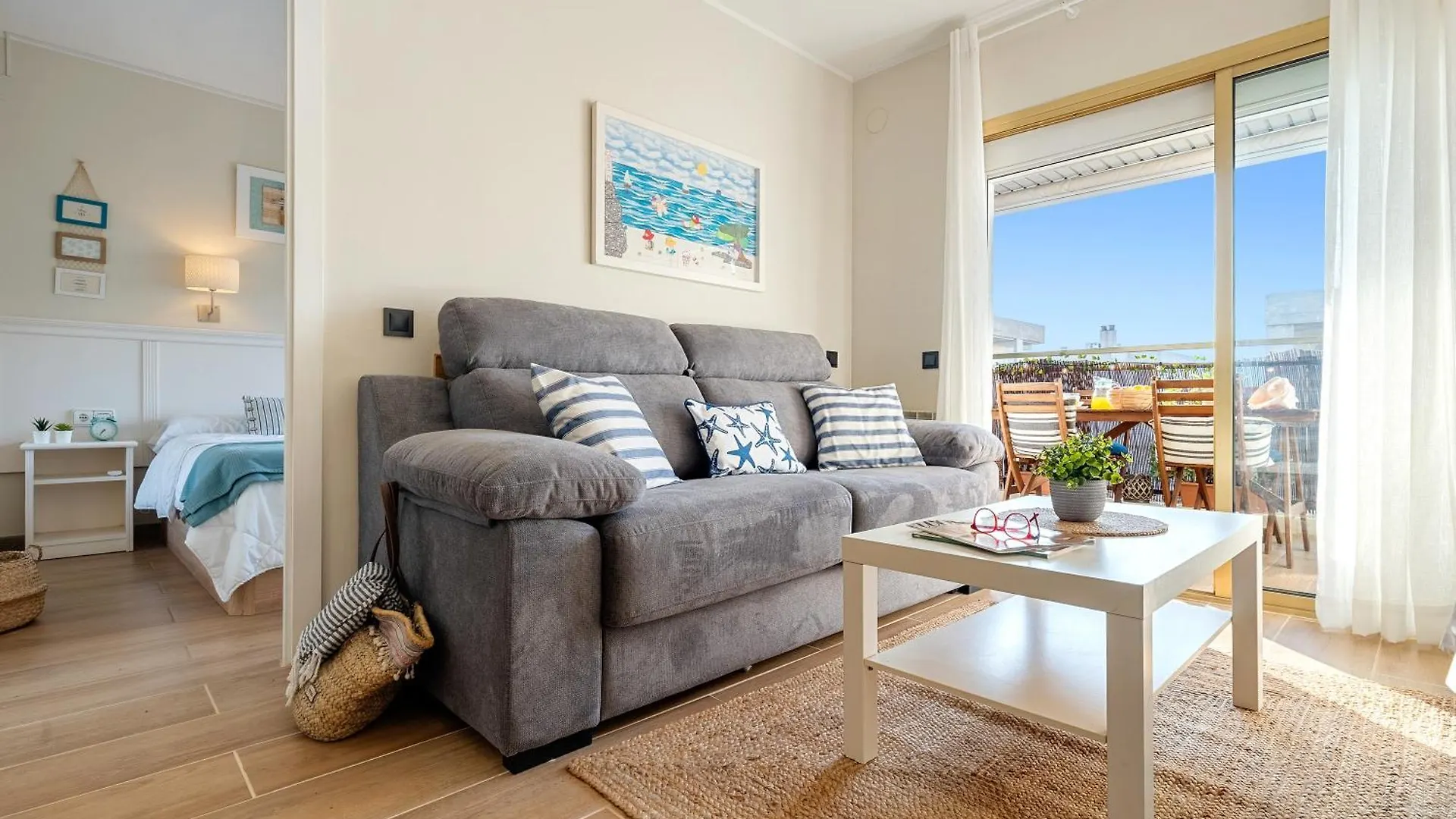 Salou Apt A 300M Playa,Portaventura, Parking, Piscina,Wi-Fi