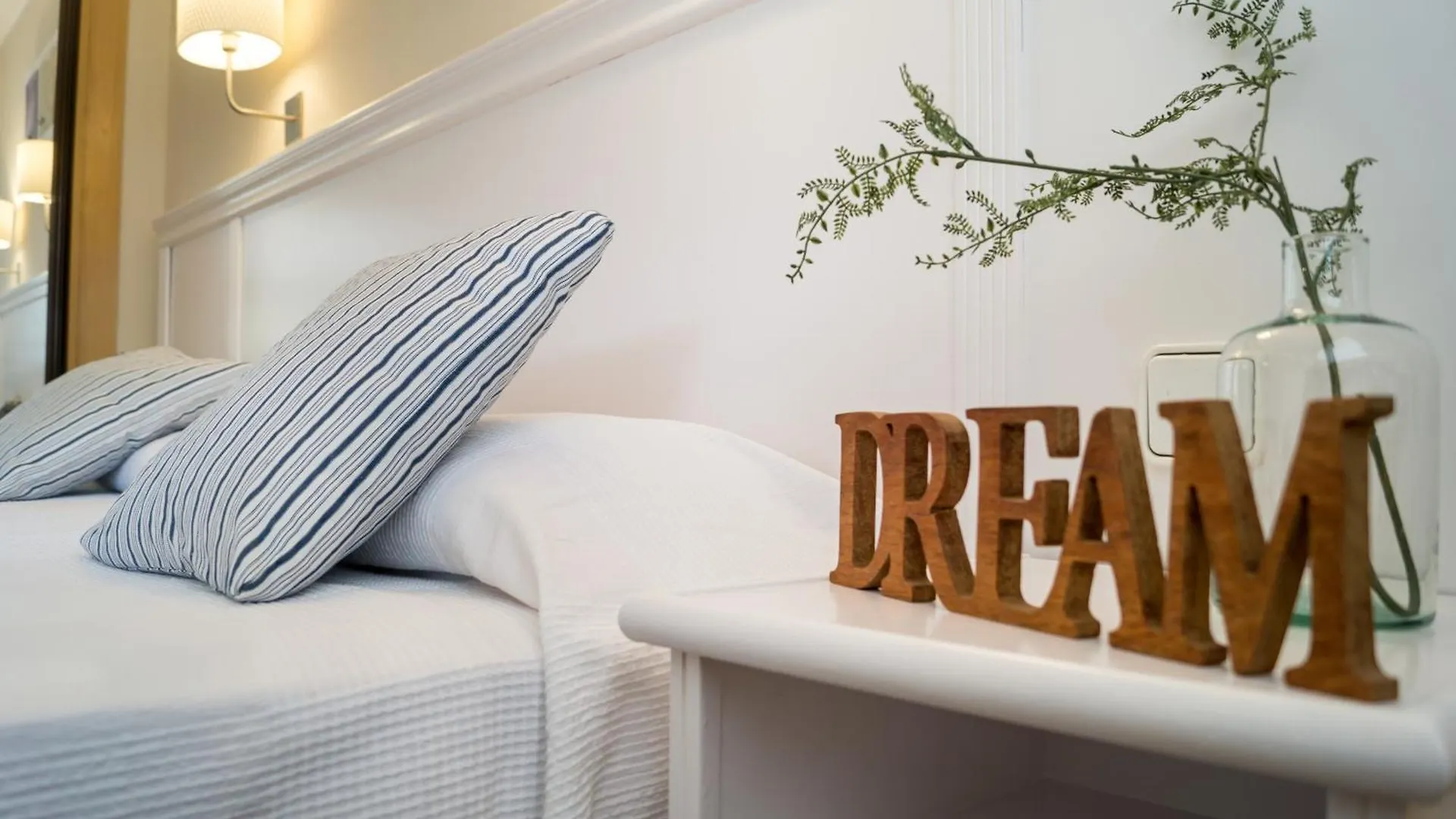 Salou Apt A 300M Playa,Portaventura, Parking, Piscina,Wi-Fi