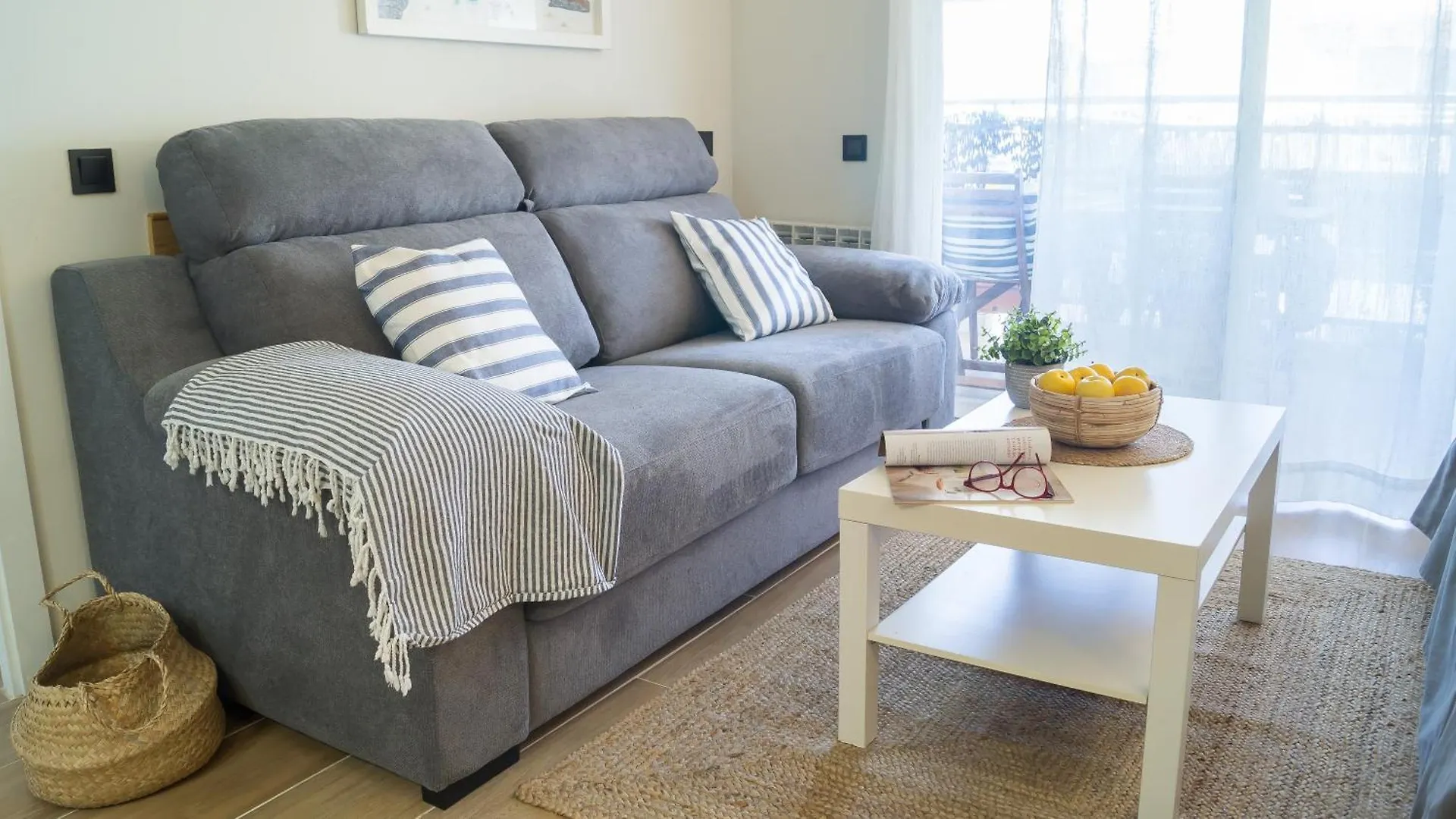 Salou Apt A 300M Playa,Portaventura, Parking, Piscina,Wi-Fi 0*,